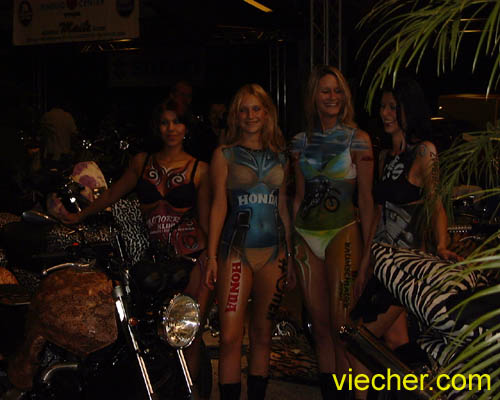 f_viecher.com_girls (1)